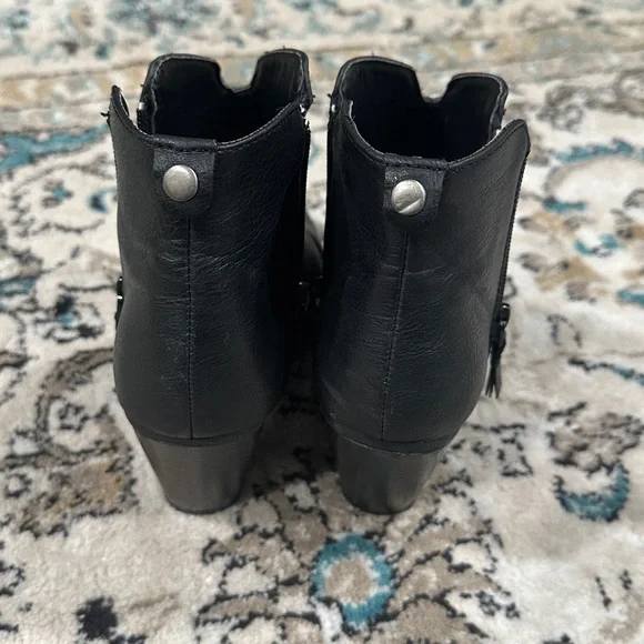Rampage Black Ankle Booties - Picture 6 of 6